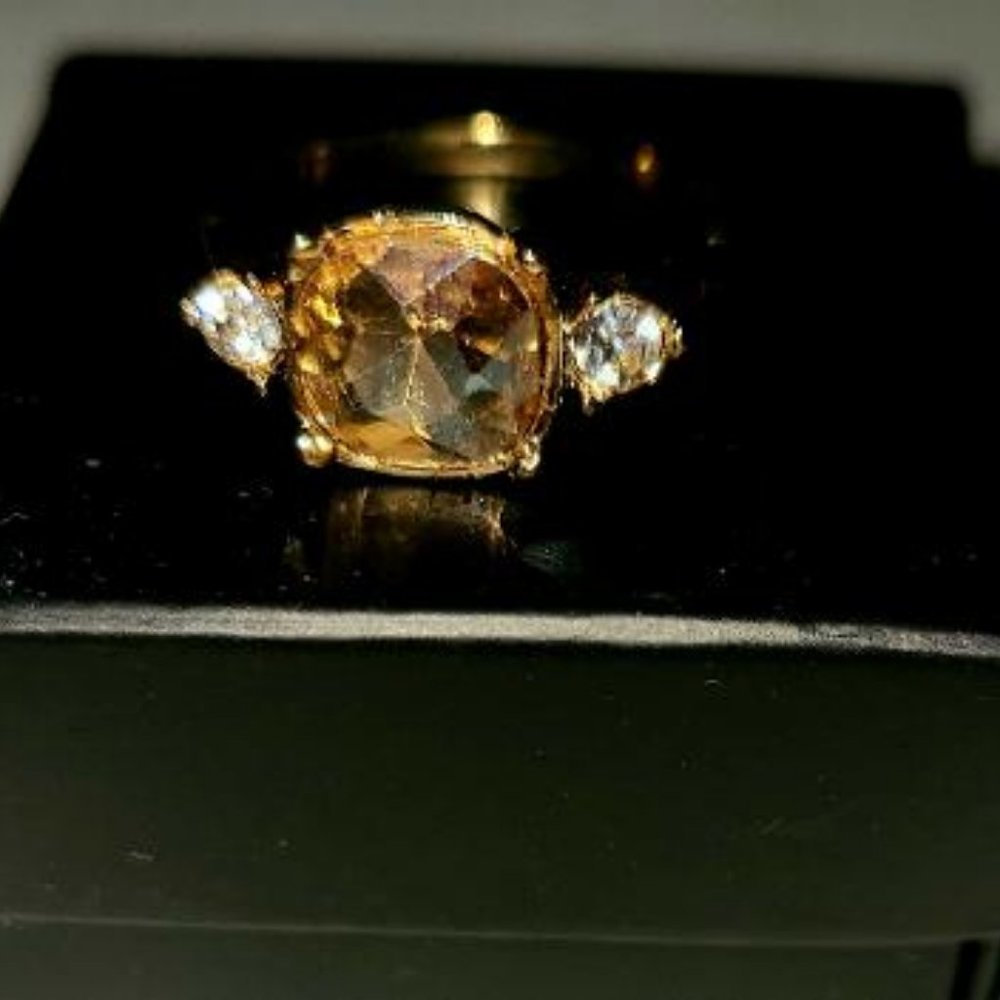 New-Avon Amber and Crystal Ring-Size 7